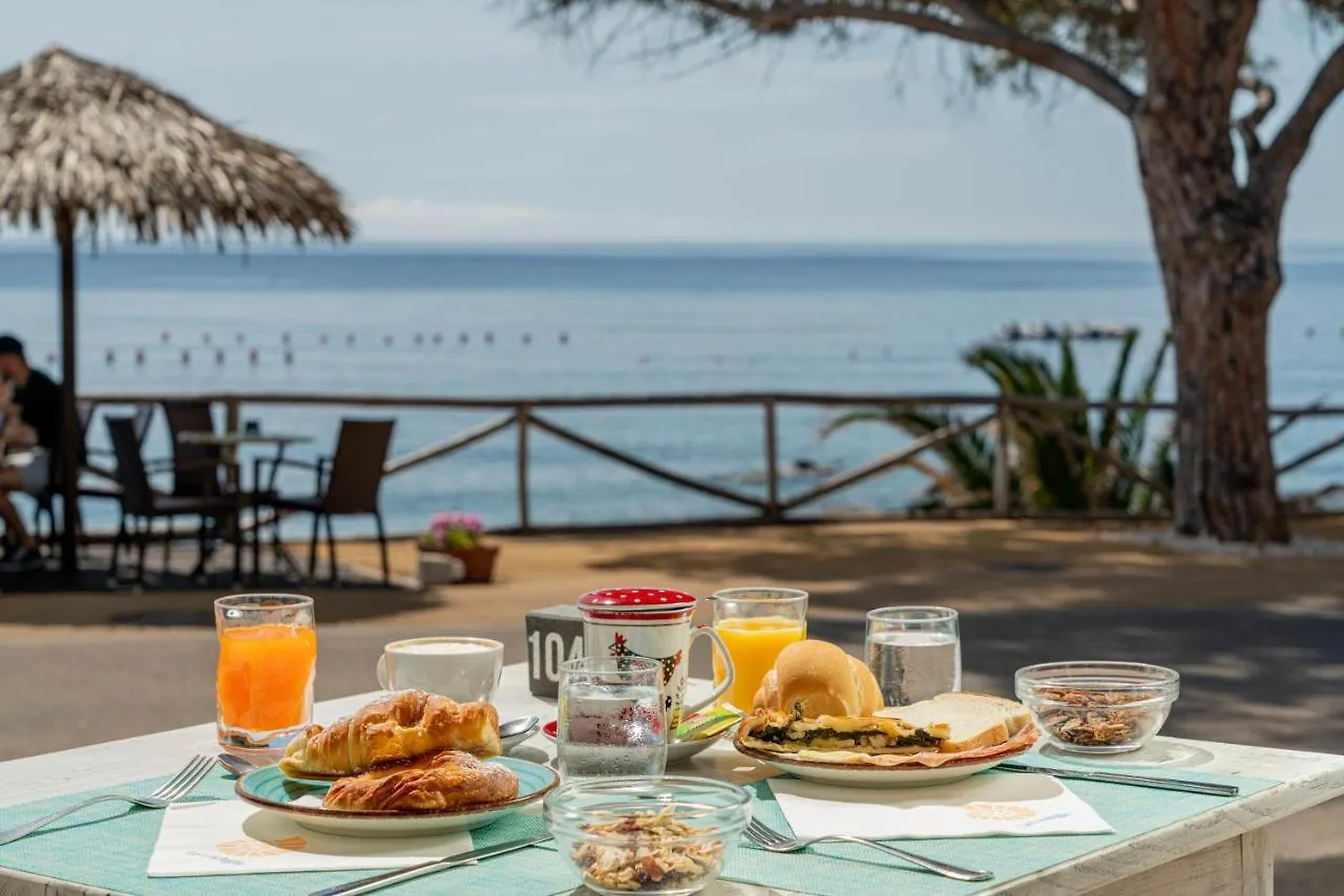 Hotel Ristorante La Conchiglia Cala Gonone Italy