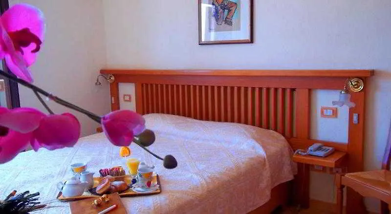 Hotel Ristorante La Conchiglia Cala Gonone
