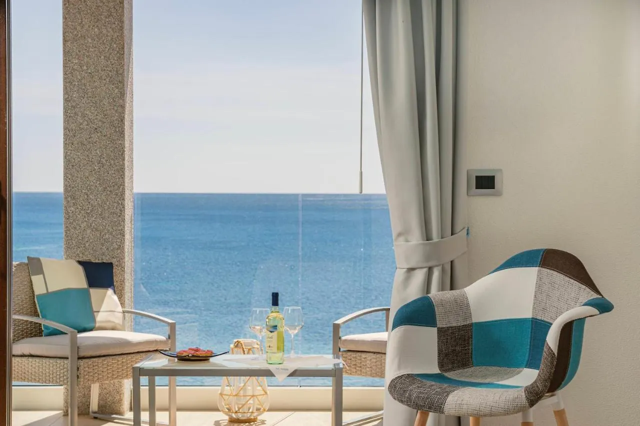Hotel Ristorante La Conchiglia location