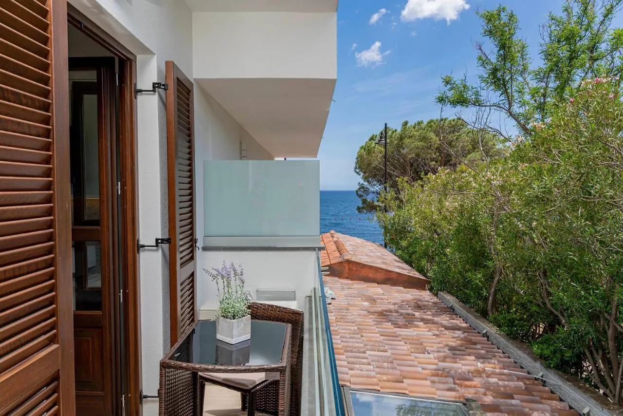 Hotel Ristorante La Conchiglia Cala Gonone